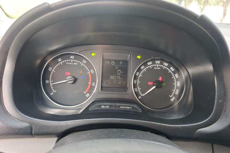 Used Skoda Fabia 2014 1.4L Automatic Crystal Edition Instrument Cluster