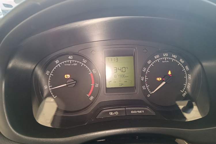 Used Skoda Fabia 2014 1.4L Manual Crystal Edition Instrument Cluster