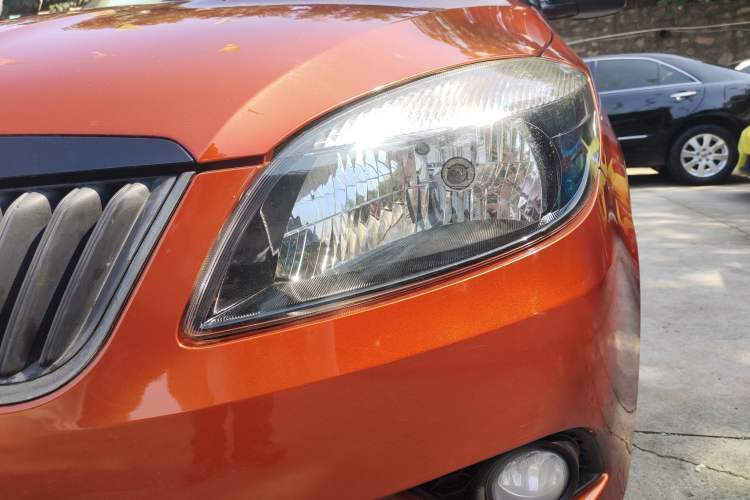 Used Skoda Fabia 2014 1.6L Automatic Sport Edition Left Front Headlight