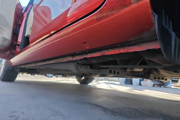 Used Skoda Fabia 2014 1.4L Automatic Crystal Edition Left Side Sill