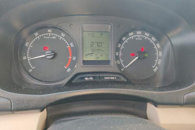 Used Skoda Fabia 2014 1.4L Automatic Crystal Edition Odometer Close Up
