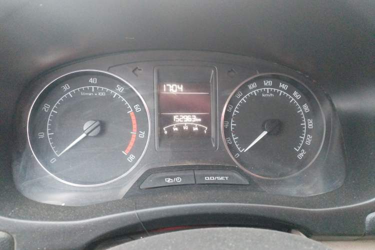 Used Skoda Fabia 2014 1.6L Scout Odometer Close Up