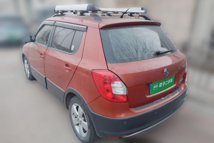 Used Skoda Fabia 2014 1.6L Scout Rear Left 45 Deg