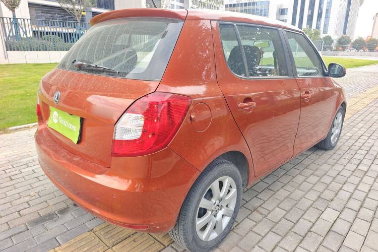 Used Skoda Fabia 2014 1.4L Automatic Crystal Edition Rear Right 45 Deg