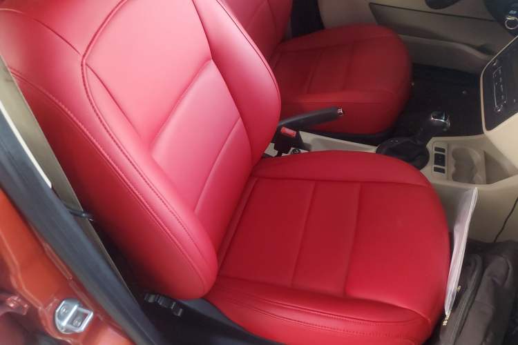 Used Skoda Fabia 2014 1.4L Automatic Crystal Edition Right Front Seat