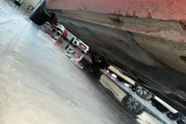 Used Skoda Fabia 2014 1.4L Automatic Crystal Edition Right Side Sill