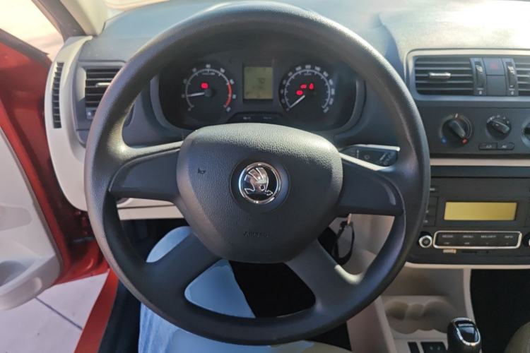 Used Skoda Fabia 2014 1.4L Automatic Crystal Edition Steering Wheel