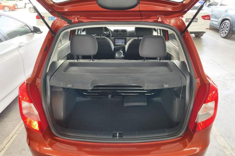 Used Skoda Fabia 2014 1.4L Automatic Crystal Edition Trunk