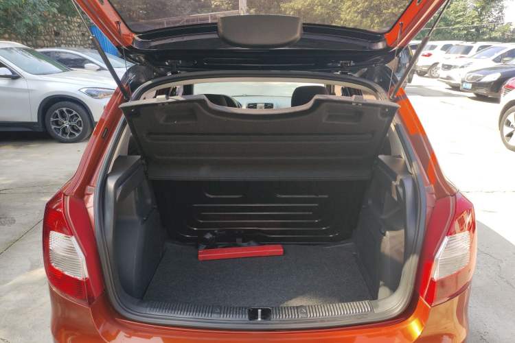 Used Skoda Fabia 2014 1.6L Automatic Sport Edition Trunk
