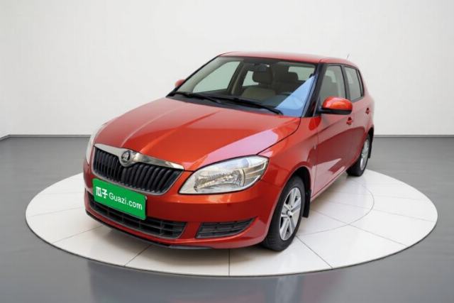 Used Skoda Fabia 2014 1.4L Automatic Crystal Edition
