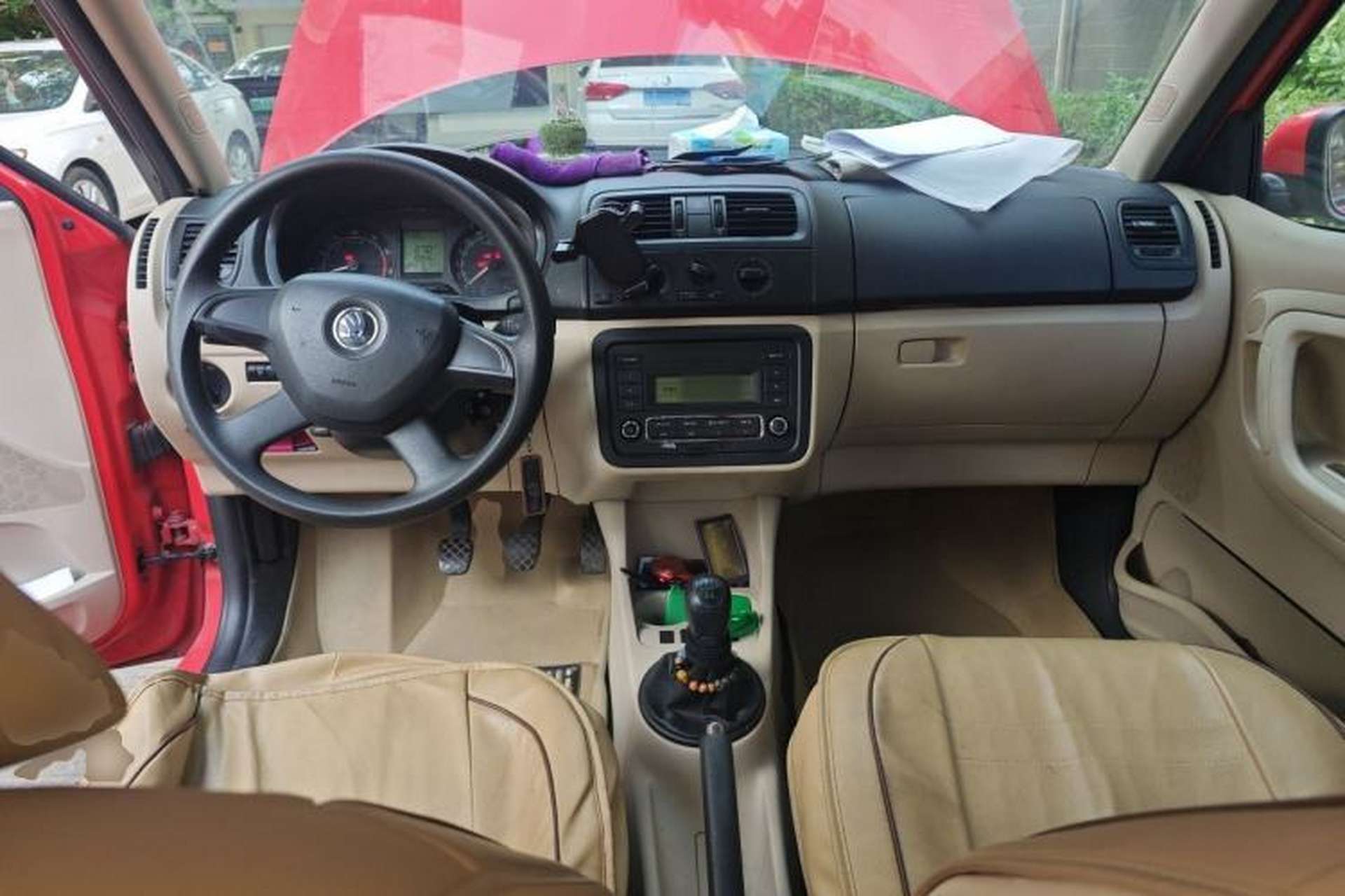 Used Skoda Fabia 2014 1.4L Manual Crystal Edition Center Console