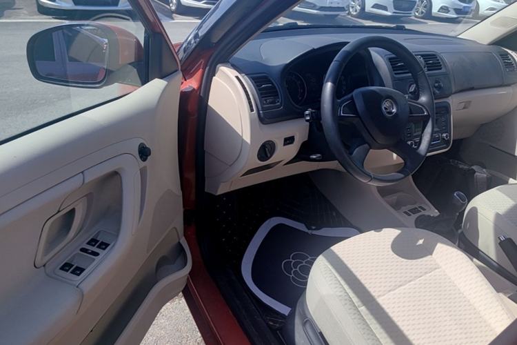 Used Skoda Fabia 2014 1.4L Manual Jingling Edition Driver Seat