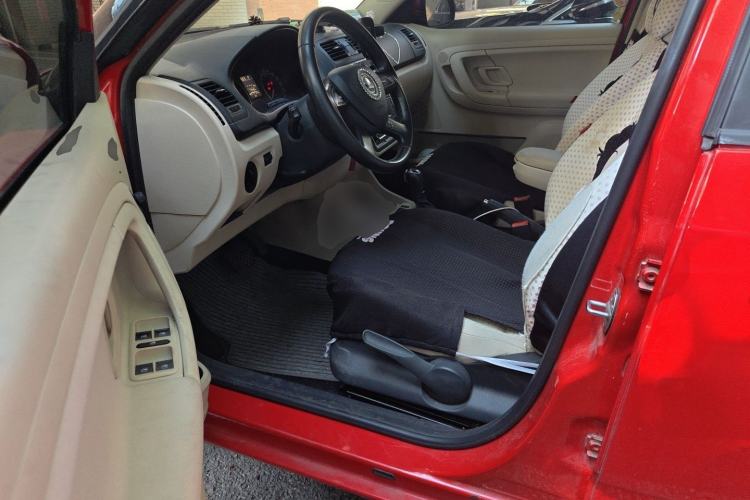 Used Skoda Fabia 2014 1.4L Automatic Crystal Edition Driver Seat