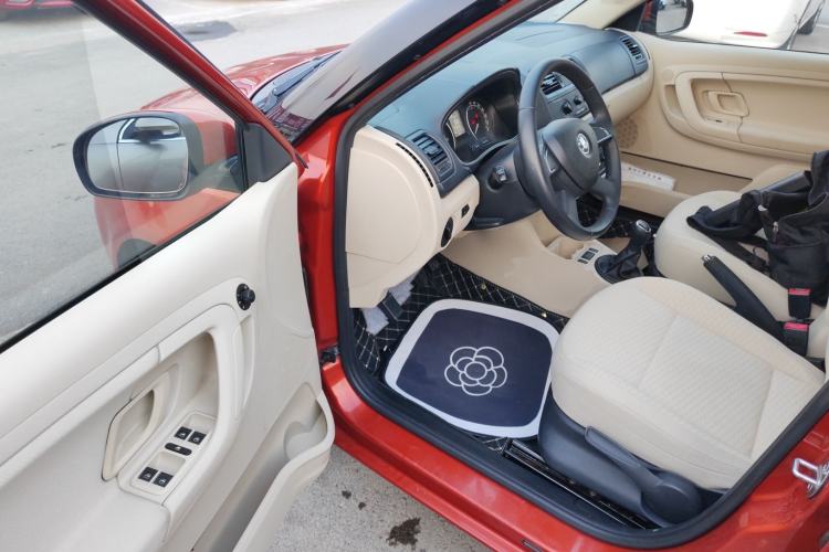 Used Skoda Fabia 2014 1.4L Manual Jingling Edition Driver Seat