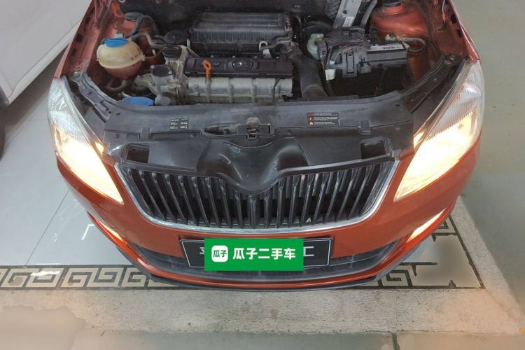 Used Skoda Fabia 2014 1.4L Automatic Crystal Edition Engine Bay