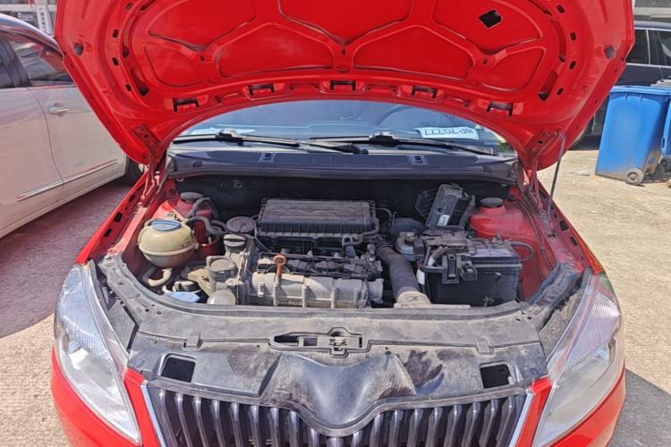 Used Skoda Fabia 2014 1.4L Automatic Crystal Edition Engine Bay