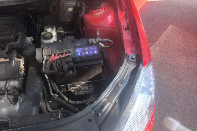 Used Skoda Fabia 2014 1.4L Manual Jingling Edition Engine Bay Left