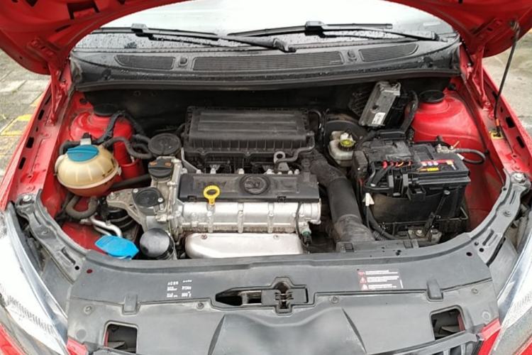 Used Skoda Fabia 2014 1.6L Automatic Sport Edition Engine Bay