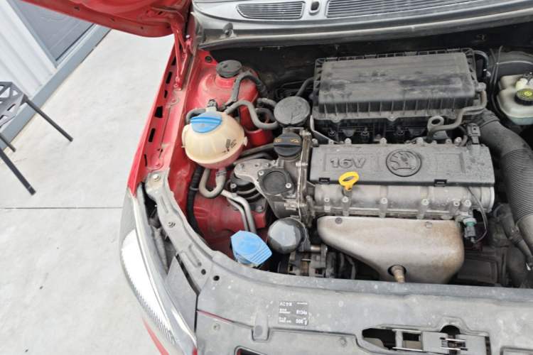 Used Skoda Fabia 2014 1.6L Automatic Sport Edition Engine Bay Right