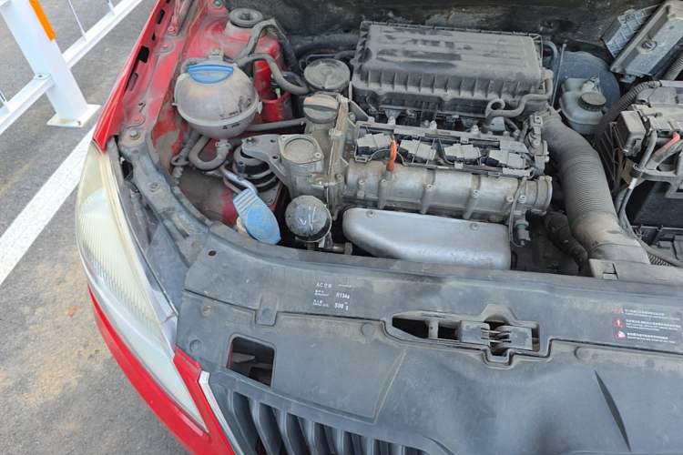 Used Skoda Fabia 2014 1.4L Automatic Crystal Edition Engine Bay Right