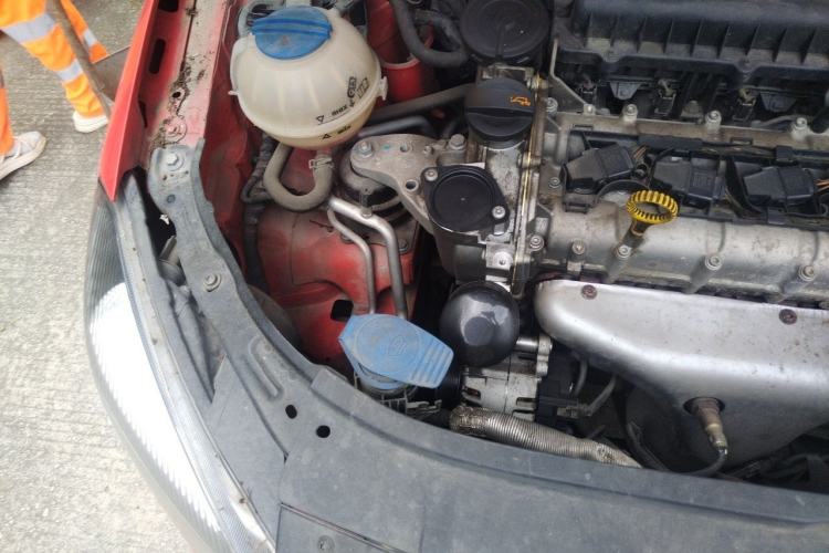 Used Skoda Fabia 2014 1.6L Automatic Sport Edition Engine Bay Right