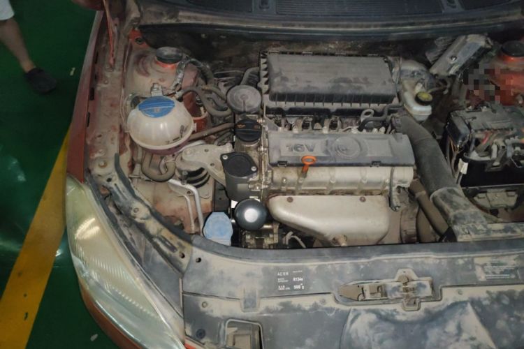 Used Skoda Fabia 2014 1.4L Manual Jingling Edition Engine Bay Right