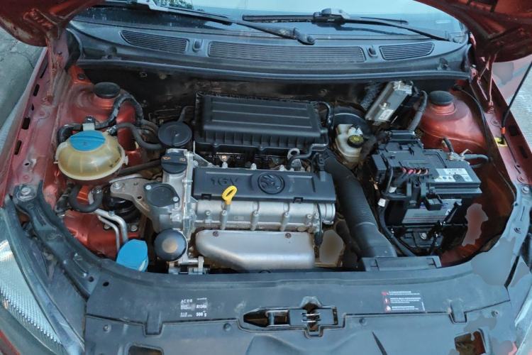 Used Skoda Fabia 2014 1.6L Automatic Sport Edition Engine Bay
