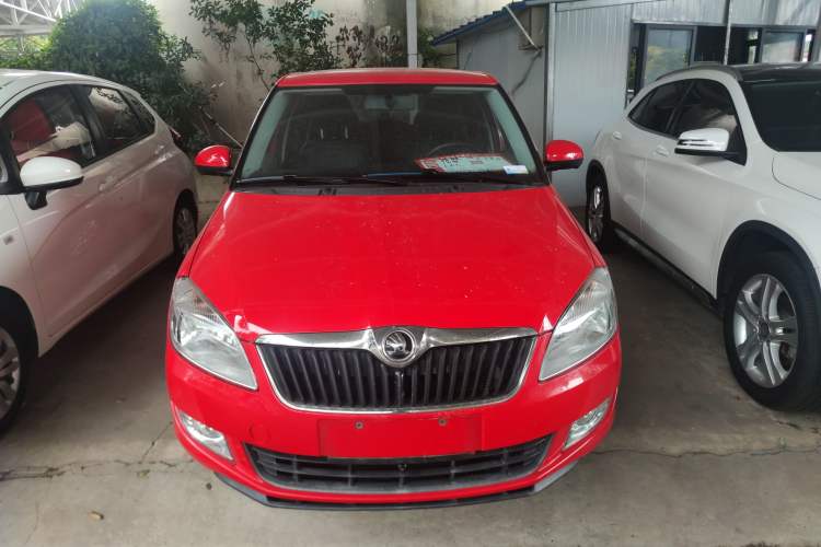 Used Skoda Fabia 2014 1.4L Automatic Crystal Edition Exterior 1