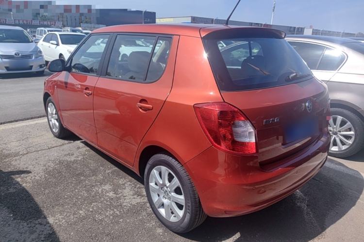 Used Skoda Fabia 2014 1.4L Manual Jingling Edition Exterior 2