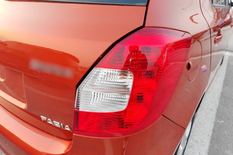 Used Skoda Fabia 2014 1.4L Manual Jingling Edition Exterior 3
