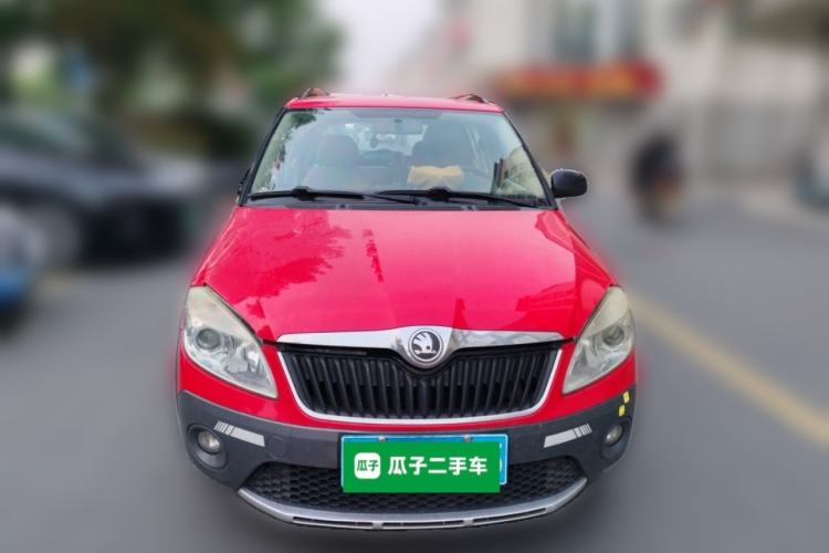 Used Skoda Fabia 2014 1.6L Scout Front