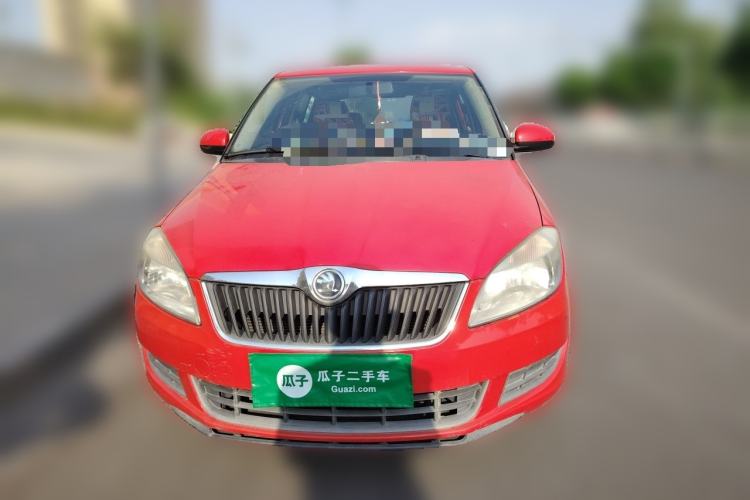 Used Skoda Fabia 2014 1.4L Automatic Crystal Edition Front