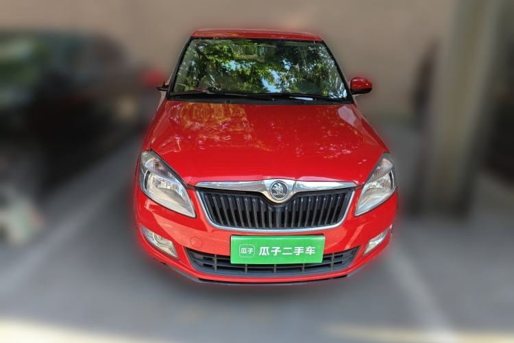 Used Skoda Fabia 2014 1.4L Automatic Crystal Edition Front