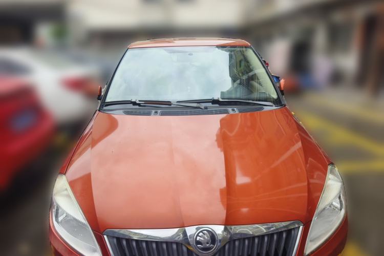 Used Skoda Fabia 2014 1.4L Manual Crystal Edition Front