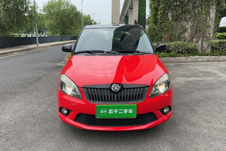 Used Skoda Fabia 2014 1.6L Automatic Sport Edition Front