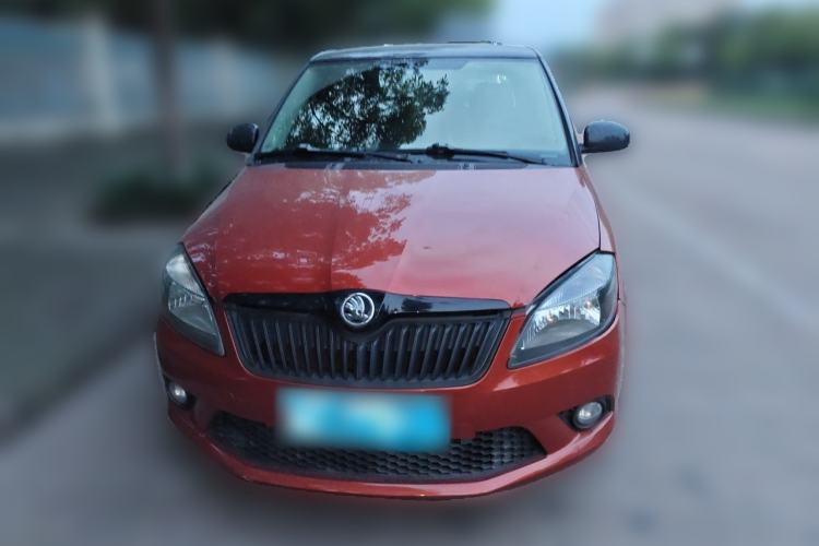 Used Skoda Fabia 2014 1.6L Automatic Sport Edition Front