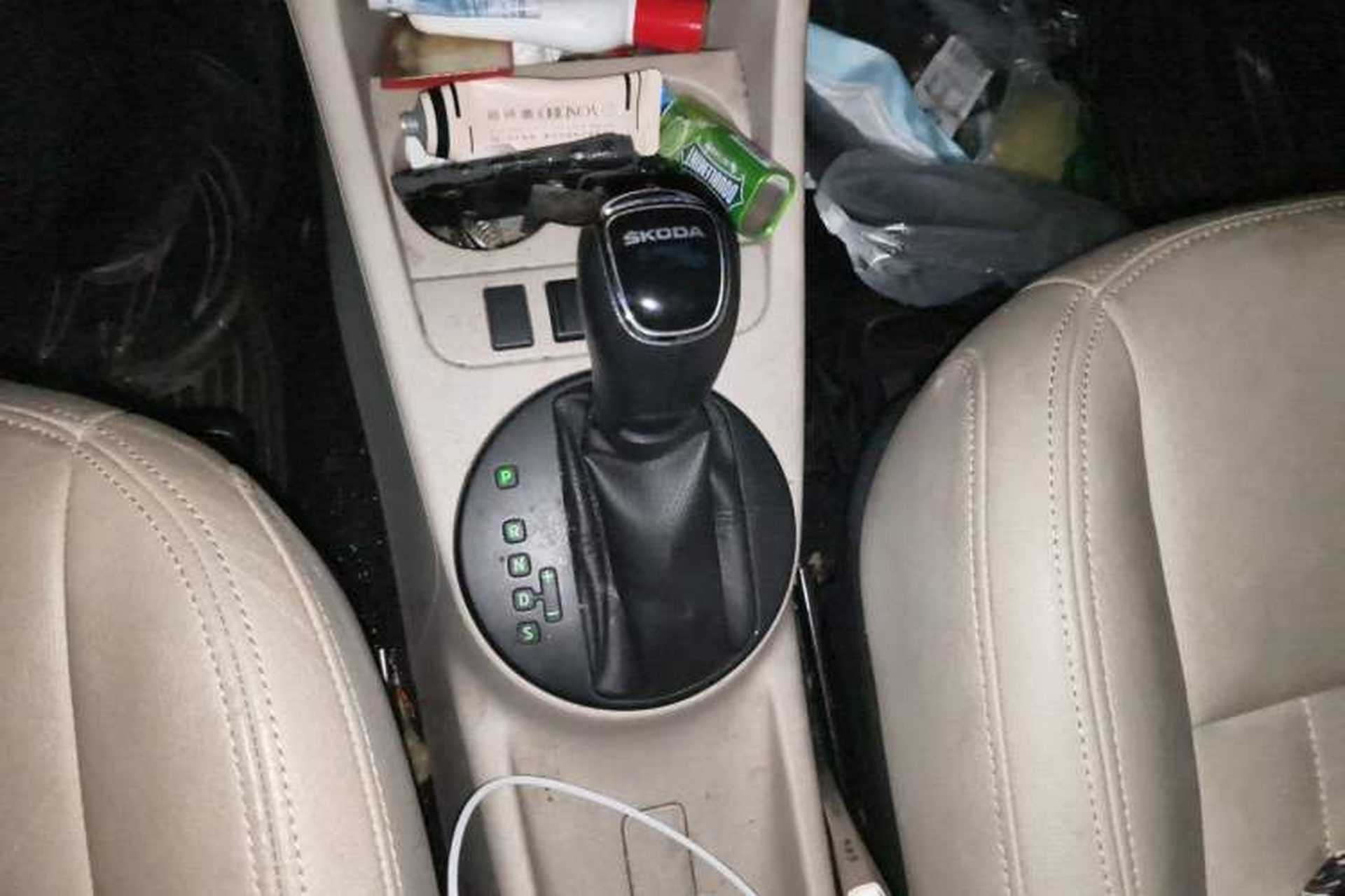 Used Skoda Fabia 2014 1.4L Automatic Crystal Edition Gear Lever