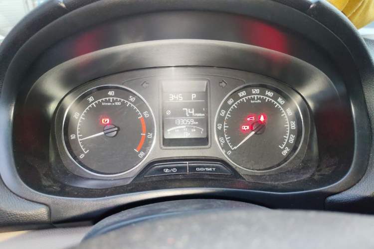 Used Skoda Fabia 2014 1.6L Scout Instrument Cluster