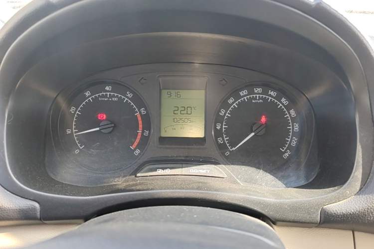 Used Skoda Fabia 2014 1.4L Manual Crystal Edition Instrument Cluster