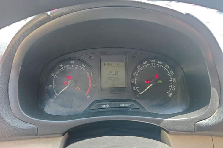 Used Skoda Fabia 2014 1.4L Automatic Crystal Edition Instrument Cluster