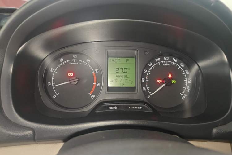 Used Skoda Fabia 2014 1.4L Automatic Crystal Edition Instrument Cluster