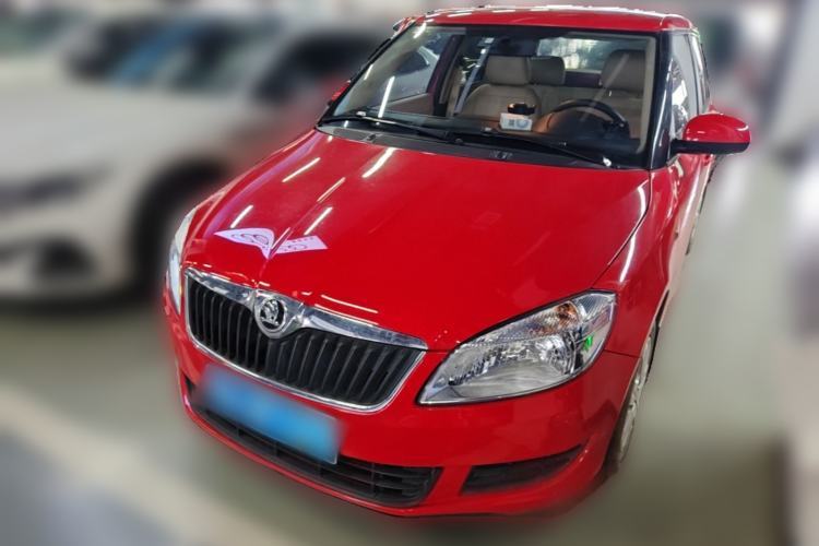 Used Skoda Fabia 2014 1.4L Automatic Crystal Edition Guazi used car, China used car export, Used car for sale, Used  cars, Cheapest cars for sale
