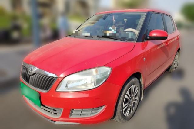 Used Skoda Fabia 2014 1.4L Automatic Crystal Edition