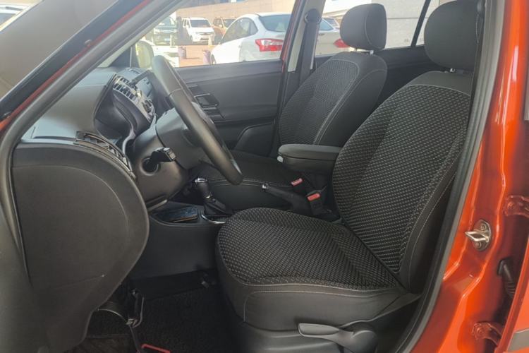 Used Skoda Fabia 2014 1.6L Automatic Sport Edition Left Front Seat