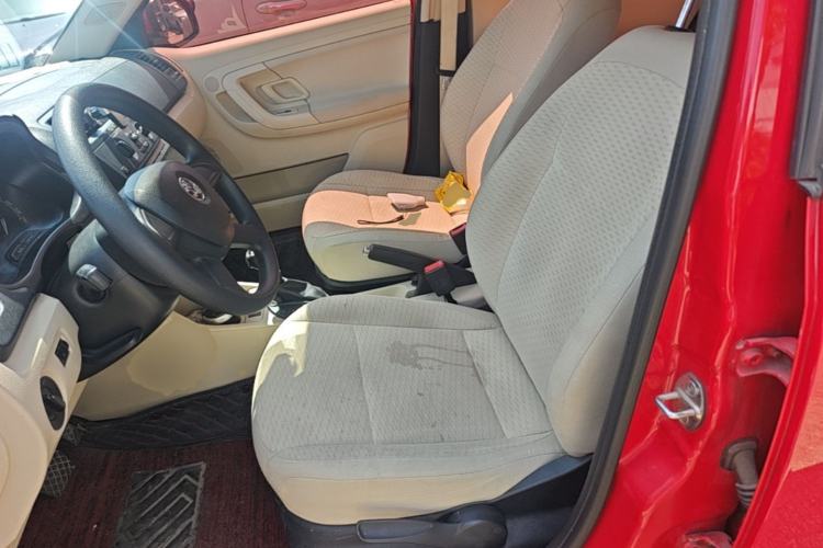 Used Skoda Fabia 2014 1.4L Automatic Crystal Edition Left Front Seat