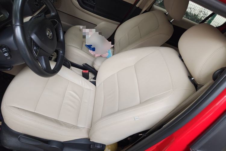Used Skoda Fabia 2014 1.6L Automatic Crystal Edition Left Front Seat