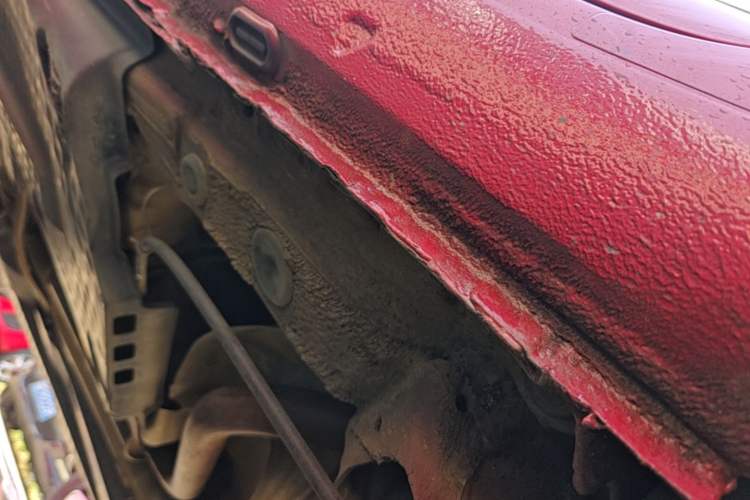 Used Skoda Fabia 2014 1.4L Automatic Crystal Edition Left Side Sill