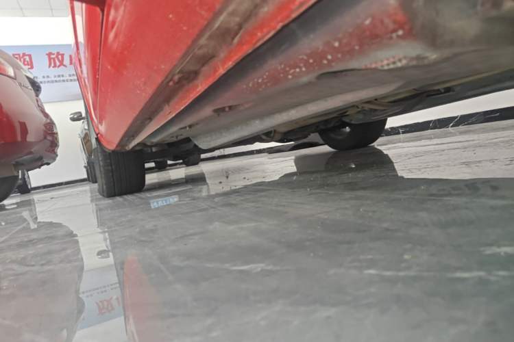 Used Skoda Fabia 2014 1.4L Automatic Crystal Edition Left Side Sill
