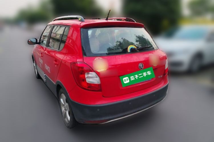 Used Skoda Fabia 2014 1.6L Scout Rear Left 45 Deg
