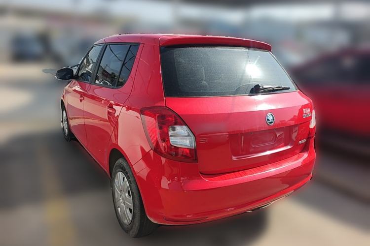 Used Skoda Fabia 2014 1.4L Manual Crystal Edition Rear Left 45 Deg